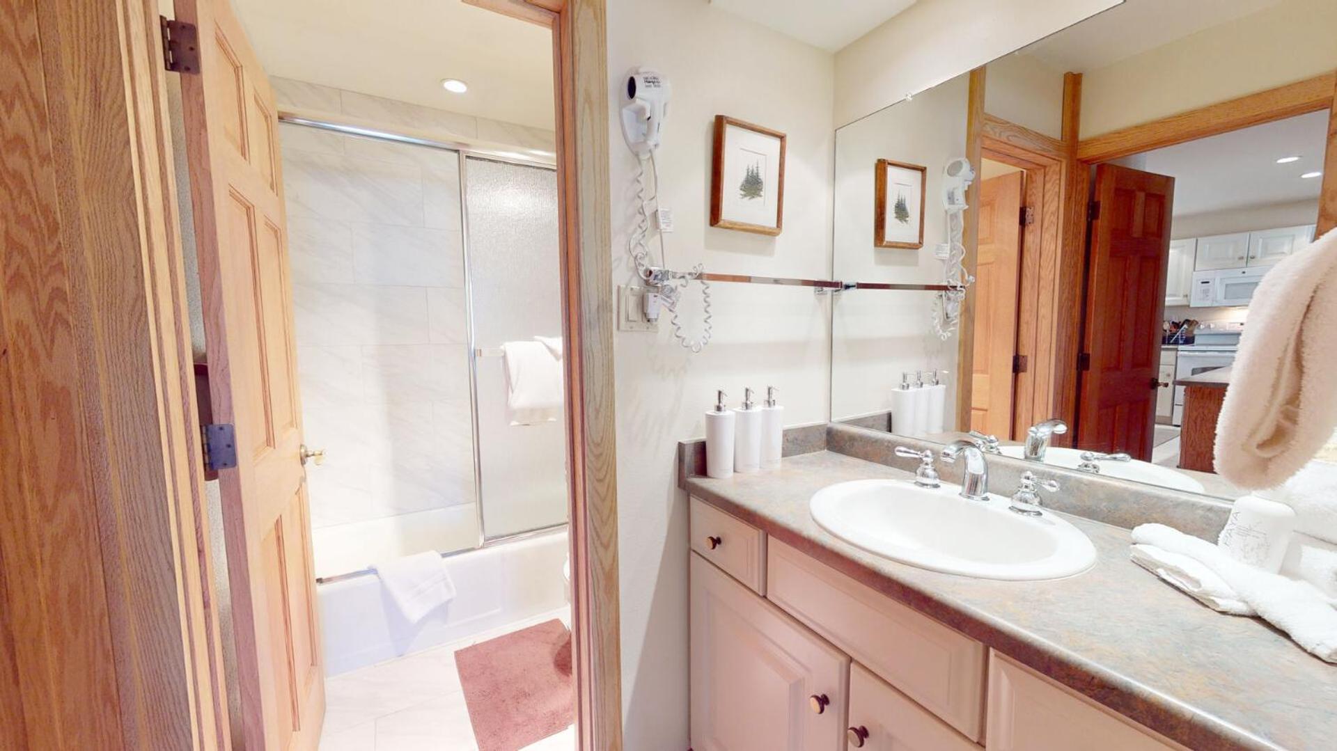 Laurelwood Condominiums 202 Snowmass Village Room photo